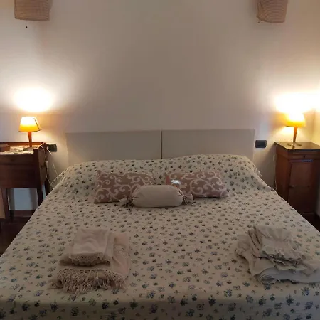 Daire Incantevole Con Giardino