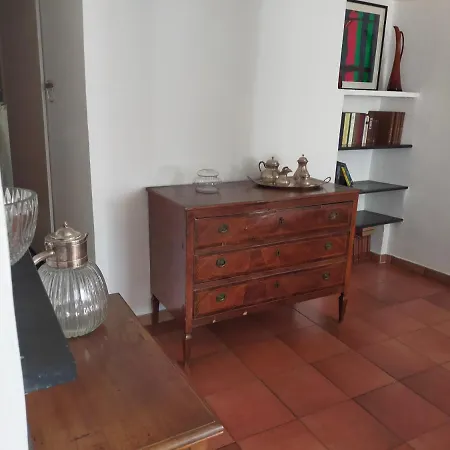 Incantevole Con Giardino Daire Cenova